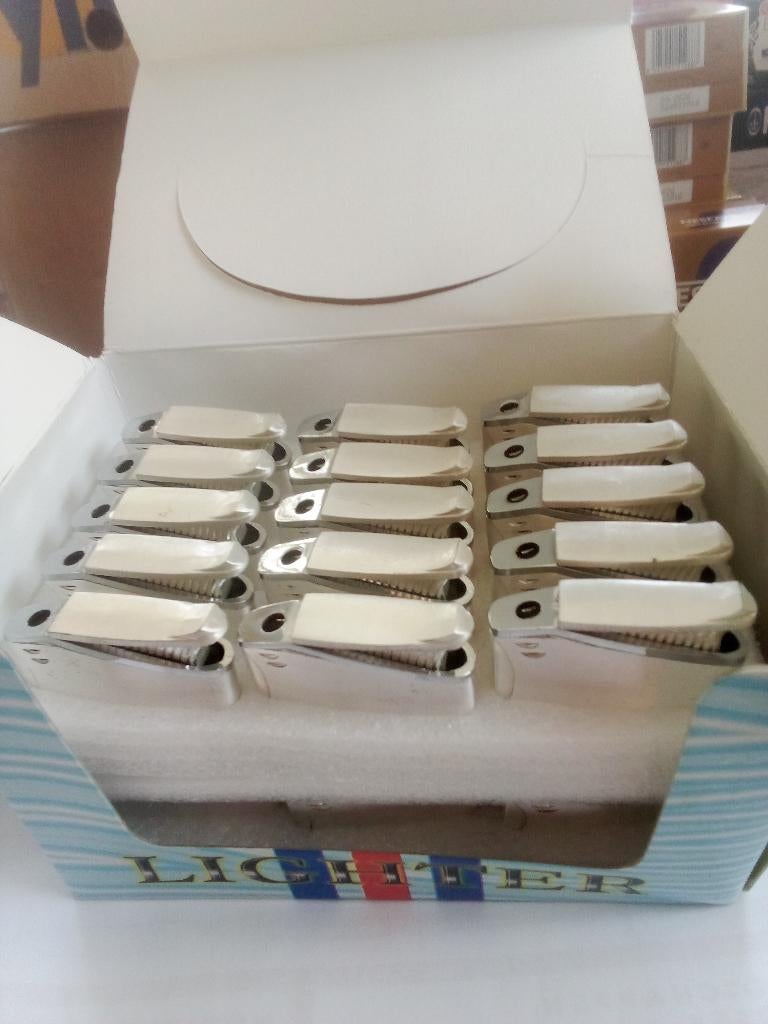 Navulbare aanstekers nieuw, Diversen, Ophalen of Verzenden, Nieuw