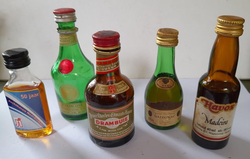 Monsterflesjes - reclame likeur, Verzamelen, Ophalen of Verzenden