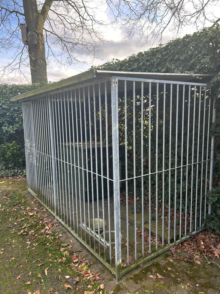 Hondenkennel met geïsoleerd nachthok, Dieren en Toebehoren, Hondenhokken, Ophalen, Hondenkennel, 100 cm of meer, 110 cm of meer