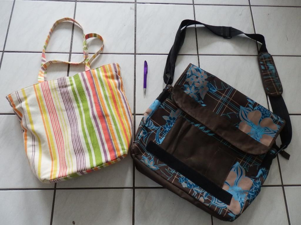 tassen diverse, Ophalen of Verzenden, Zo goed als nieuw, Overige kleuren, Overige typen