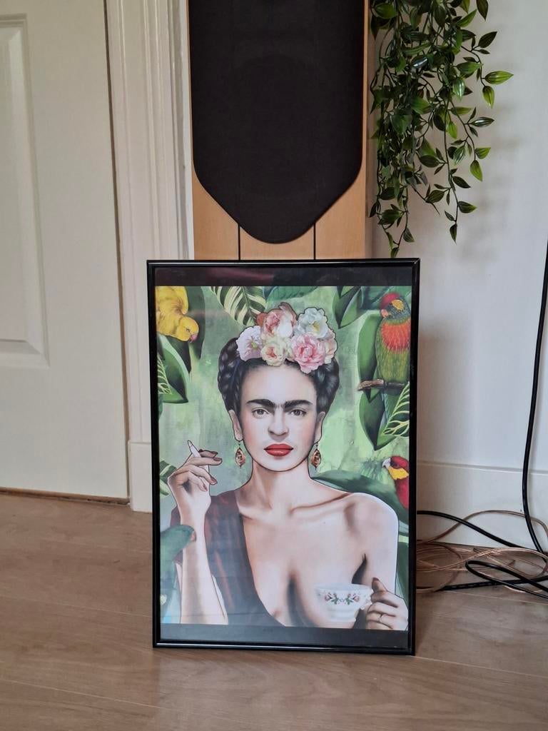 Frida Kahlo Schilderij/Poster met Zwarte Lijst, Huis en Inrichting, Ophalen, Minder dan 50 cm, Zo goed als nieuw, Foto of Poster