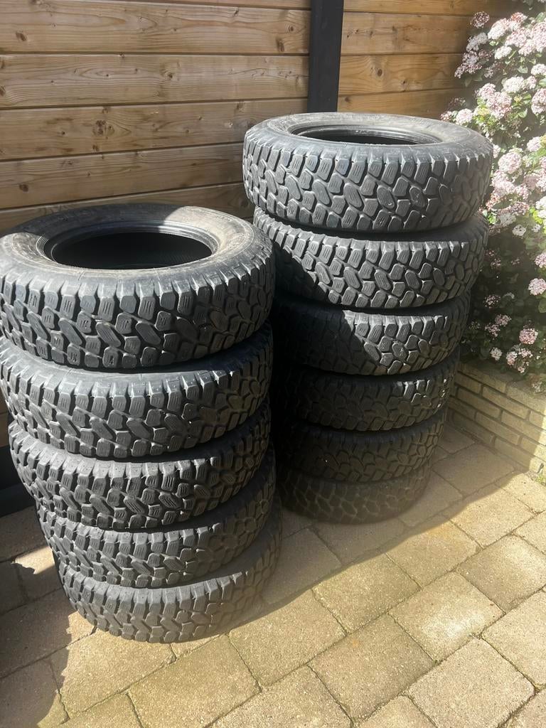 Partij terreinbanden continental, Auto-onderdelen, Ophalen