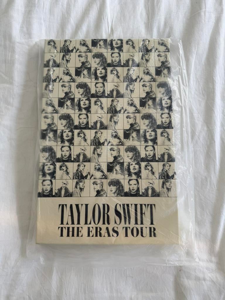 Taylor Swift The Eras Tour Exclusive VIP Box merchandise, Verzamelen, Muziek, Artiesten en Beroemdheden, Ophalen of Verzenden