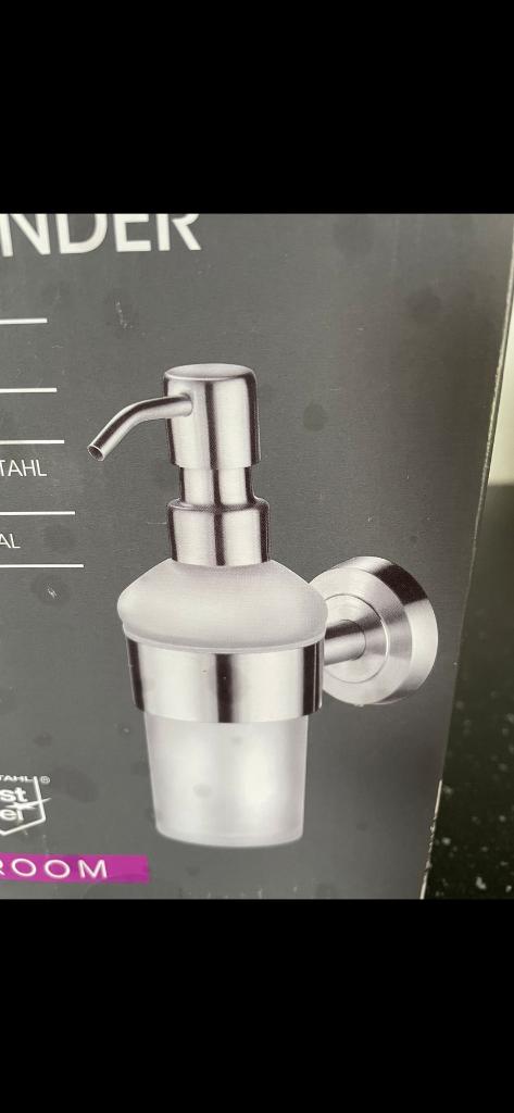 RVS zilver kleur zeepdispenser: Nieuw, Minder dan 50 cm, Overige typen, Nieuw, Ophalen of Verzenden