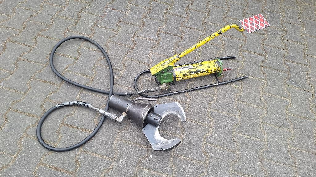 Cembre / Burndy hydraulische voet kabelkniptang kabelschaar., Ophalen, ., Zo goed als nieuw, .