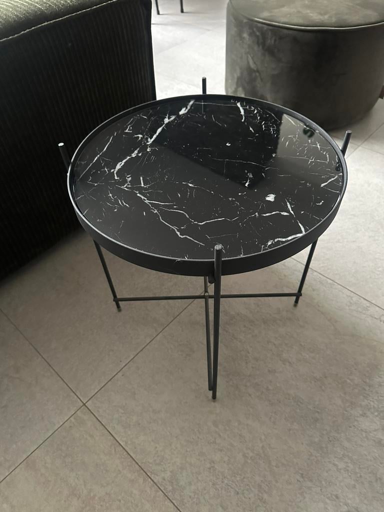 Zuiver Cupid Bijzettafel Marble Black, Huis en Inrichting, Tafels | Bijzettafels, Minder dan 55 cm, Rond, Zo goed als nieuw, Ophalen