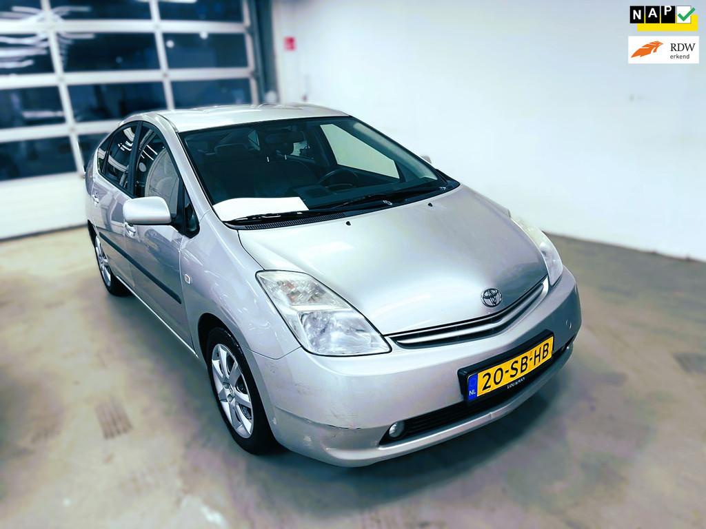 Toyota Prius 1.5 VVT-i, 1497 cc, Gebruikt, 4 cilinders, 23 km/l