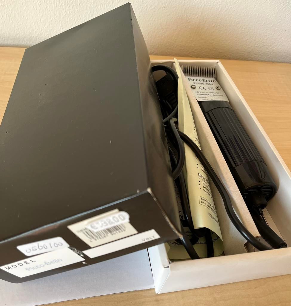 Electrische trimmer voor honden. Snoer 2m. met ophanghaakje., Dieren en Toebehoren, Ophalen, Gebruikt