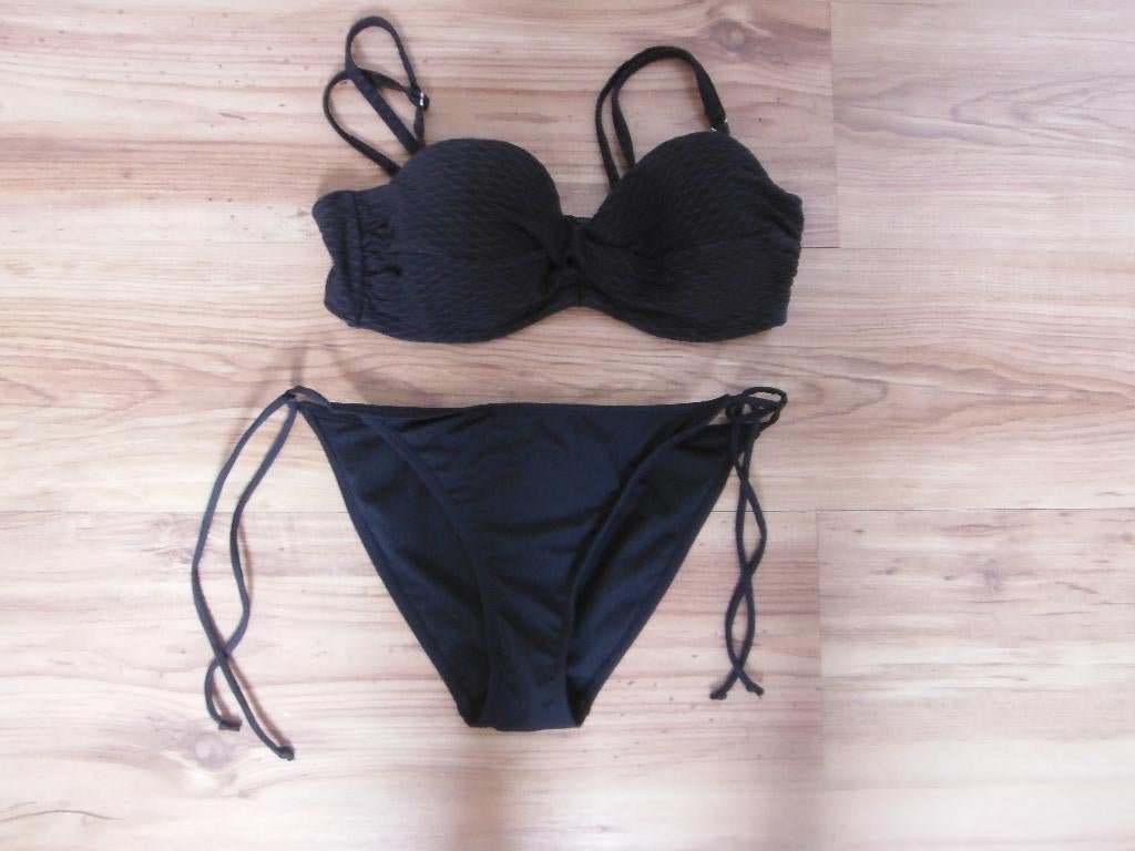 diverse zgan bikini's, mt S/M met tops 80C, Kleding | Dames, Verzenden, Zo goed als nieuw, Zwart, Bikini