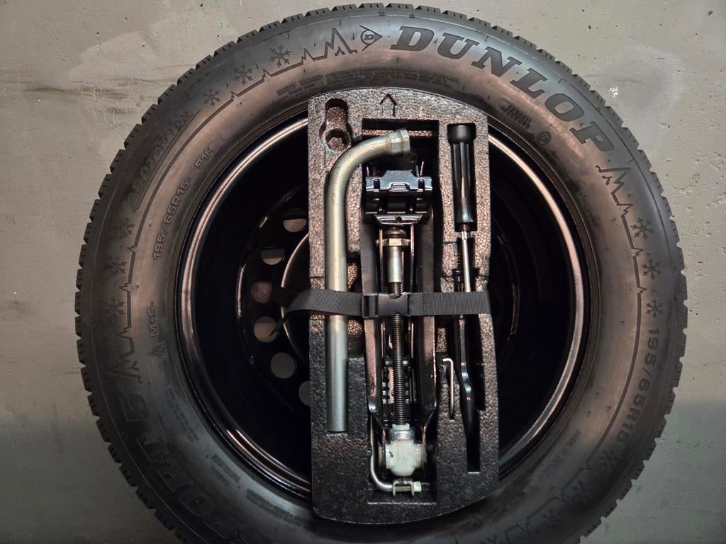 Reservewiel krik VW Golf / Seat / Skoda, Ophalen of Verzenden