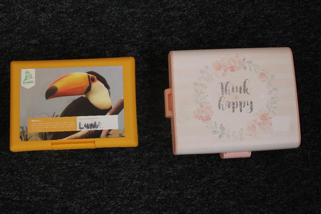 2x DIVERSEN SOORTEN BROODTROMMELS, Ophalen of Verzenden, Zo goed als nieuw