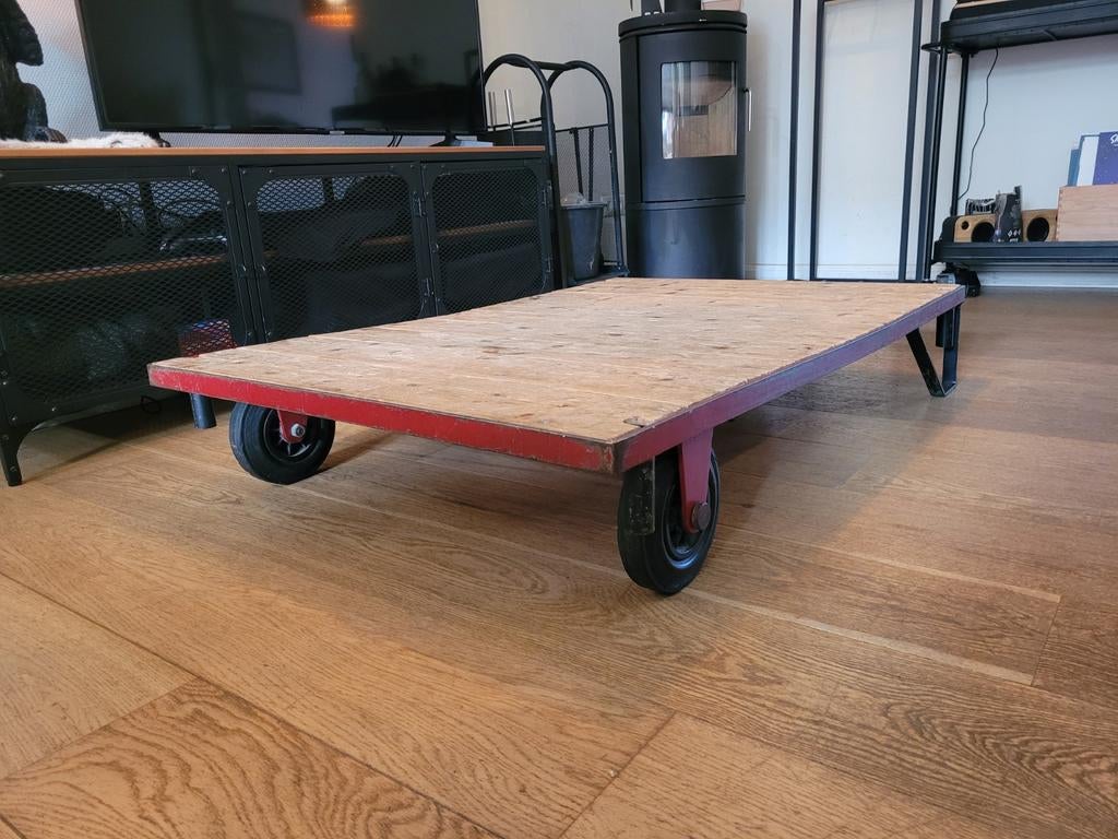 Salontafel / zandkar / industrieel, Ophalen, 100 tot 150 cm, 50 tot 100 cm, Minder dan 50 cm