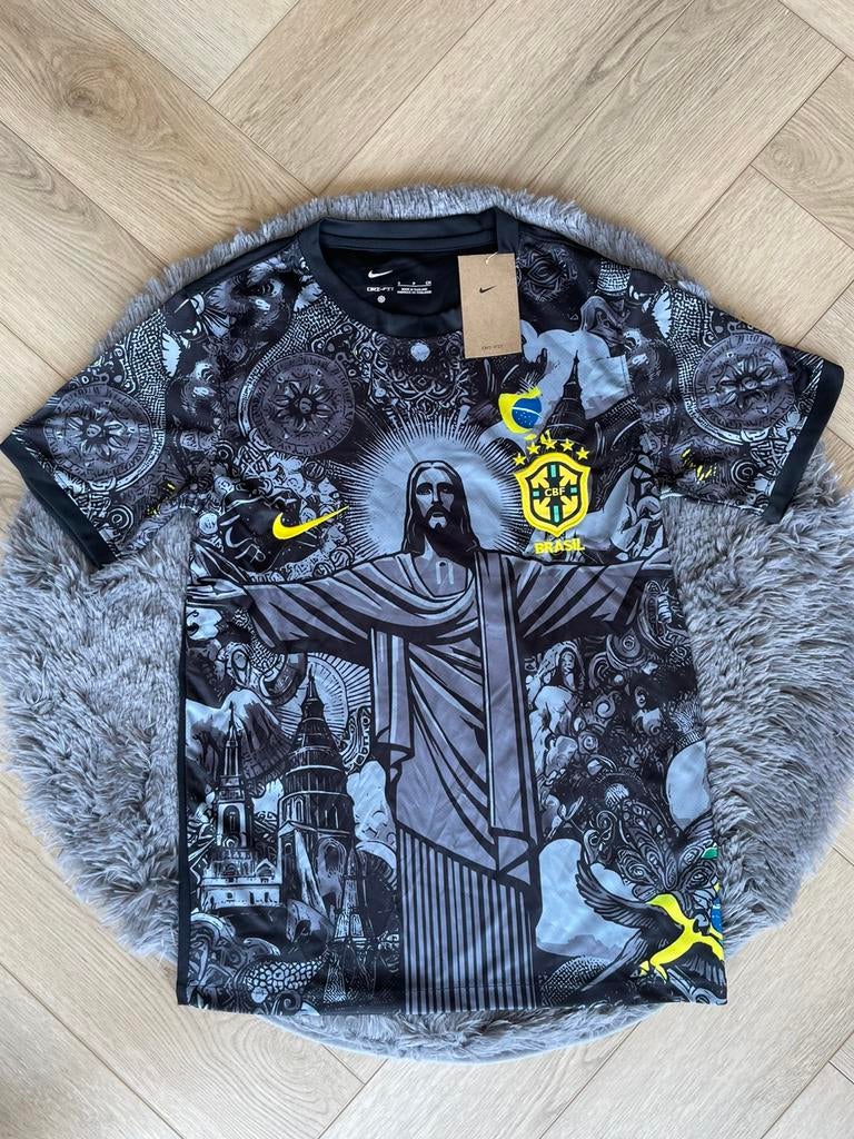 Brazilië voetbalshirt Jesus | Zwart, Sport en Fitness, Voetbal, Nieuw, Shirt, Maat S, Ophalen of Verzenden