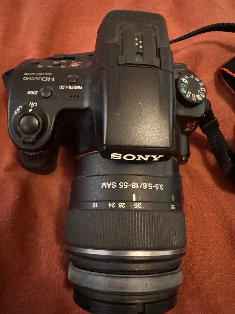 Sony Alpha SLT-A37 met 18-55mm lens en tas, Gebruikt, Spiegelreflex, Ophalen of Verzenden, Sony