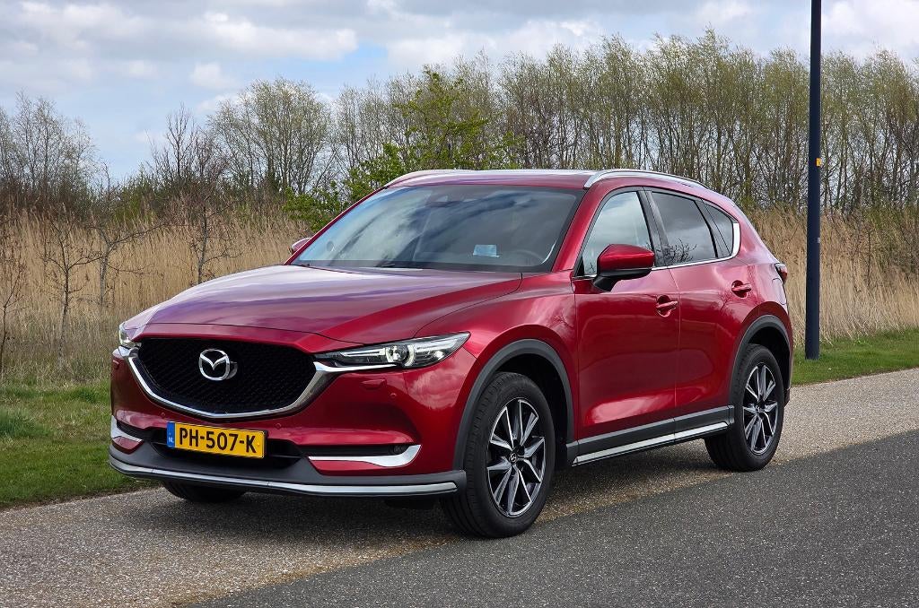 Mazda CX-5 2.0 Skyactiv-g 160pk 4WD Aut 2017 Rood | Leder, Automaat, 1998 cc, 15 km/l, USB