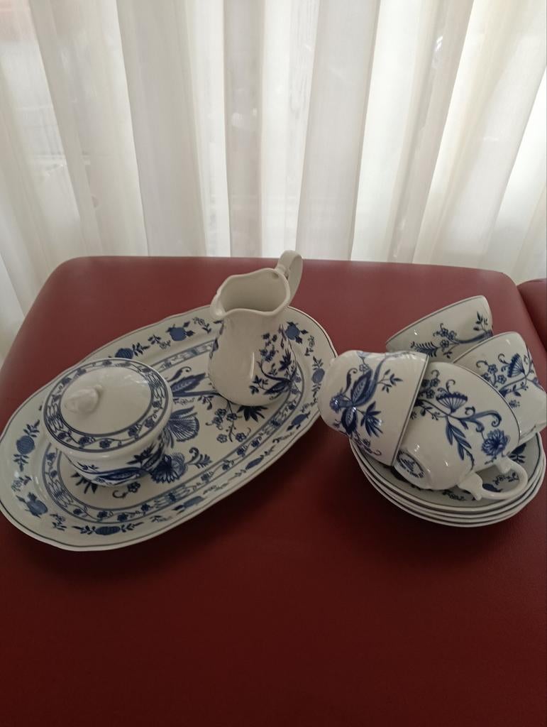 Servies zwiebelmuster porselein., Antiek en Kunst, Ophalen of Verzenden