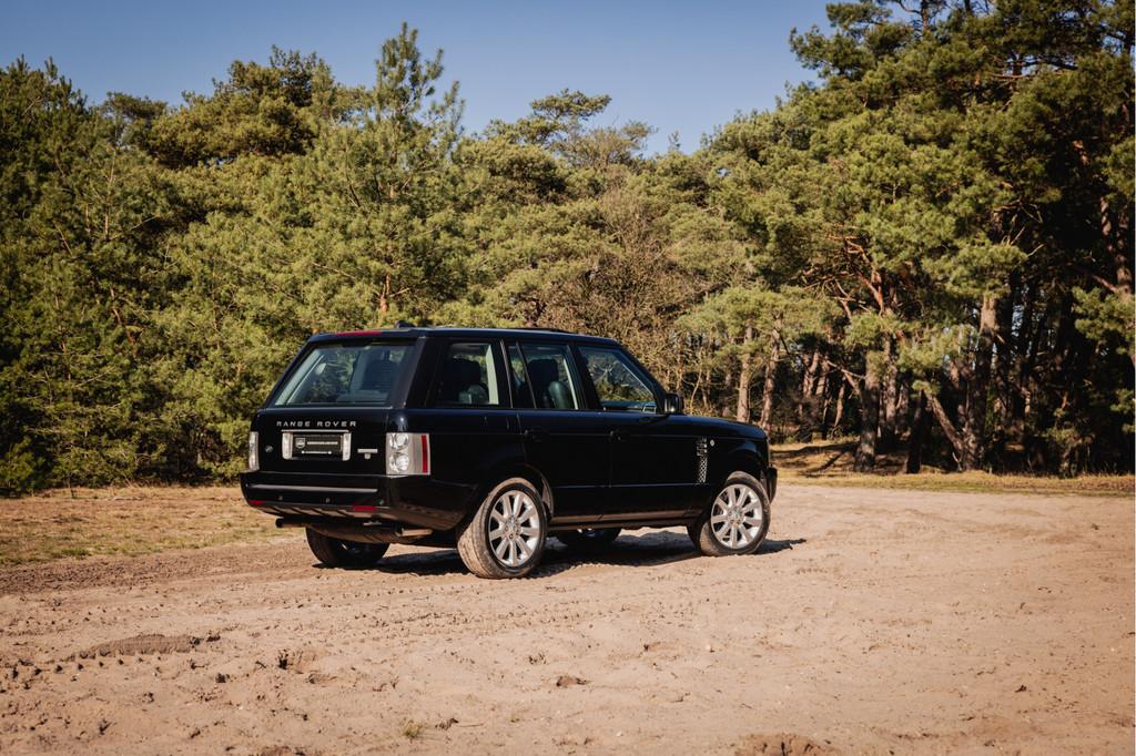 Land Rover Range Rover 4.2 V8 Supercharged SE (bj 2008), Automaat, Gebruikt, 8 cilinders, Zwart