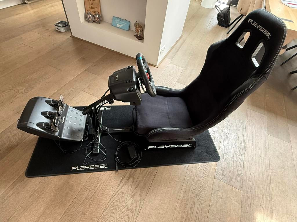 Playseat en Logitech G29 Driving Force stuur/pedalen, Spelcomputers en Games, Spelcomputers | Sony PlayStation Consoles | Accessoires