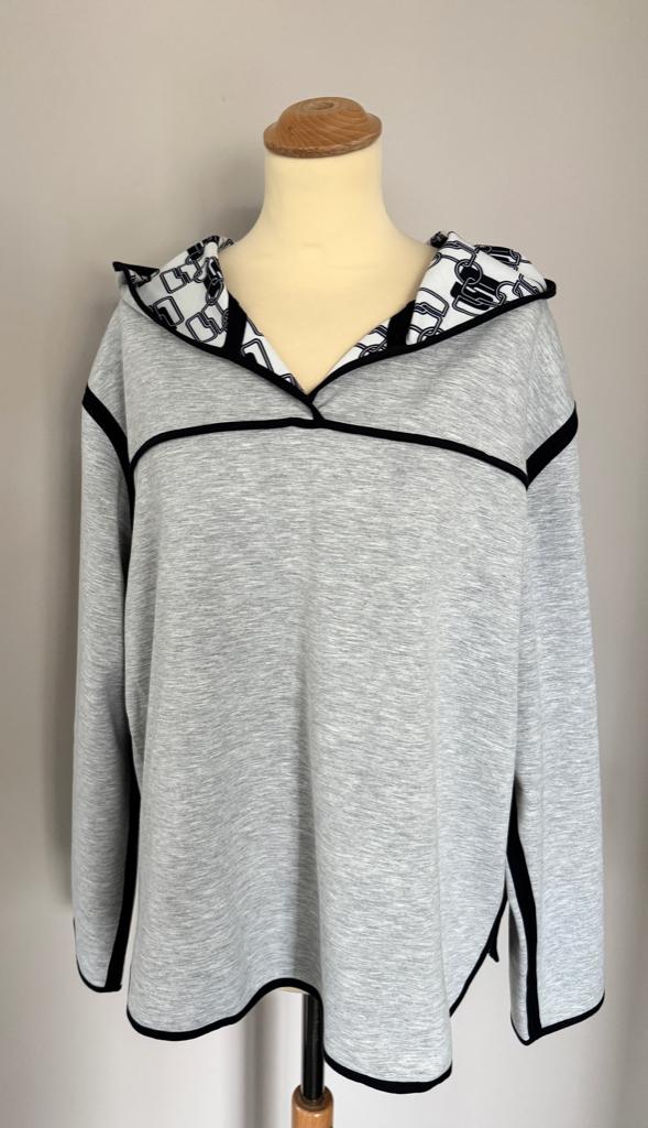 Mooie sweater van MARCCAIN  (5=42), CF laan, Maat 42/44 (L), Zo goed als nieuw, Dc