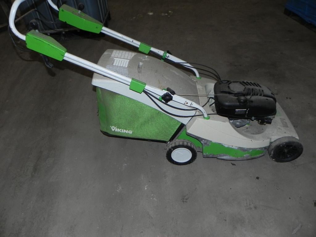 Grasmaaier+ opvangbak benzine Viking, Ophalen, Cirkelmaaier, Gebruikt, Opvangbak