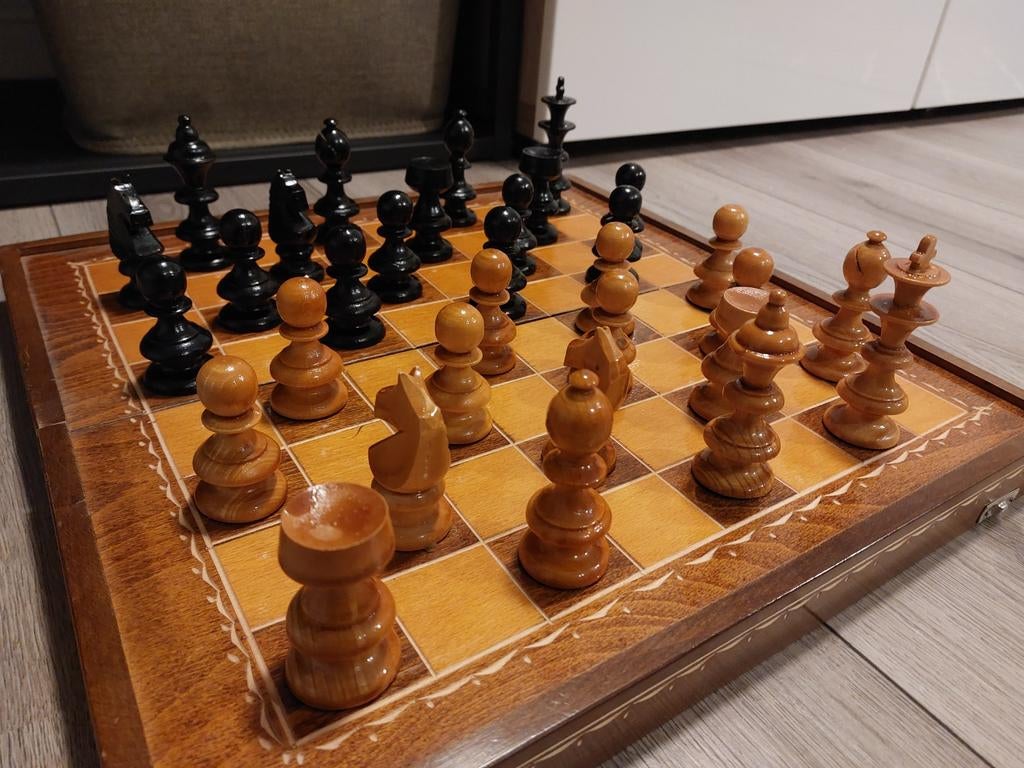 Grote luxe houten schaakspel 40×40 cm, Ophalen of Verzenden, Minder dan 500 stukjes, Zo goed als nieuw, Schaken