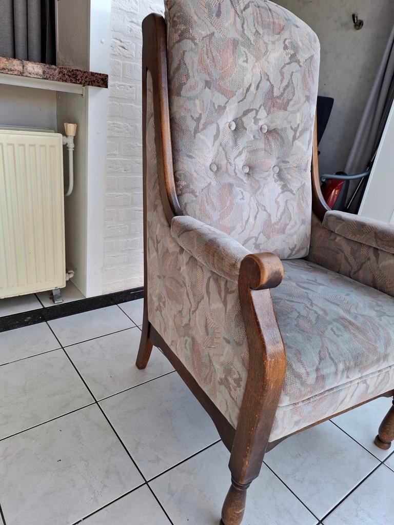 Mooie oma stoel, in zithoogte verstelbaar, Huis en Inrichting, Stoelen, Gebruikt, Eén, Hout, Overige kleuren, Ophalen