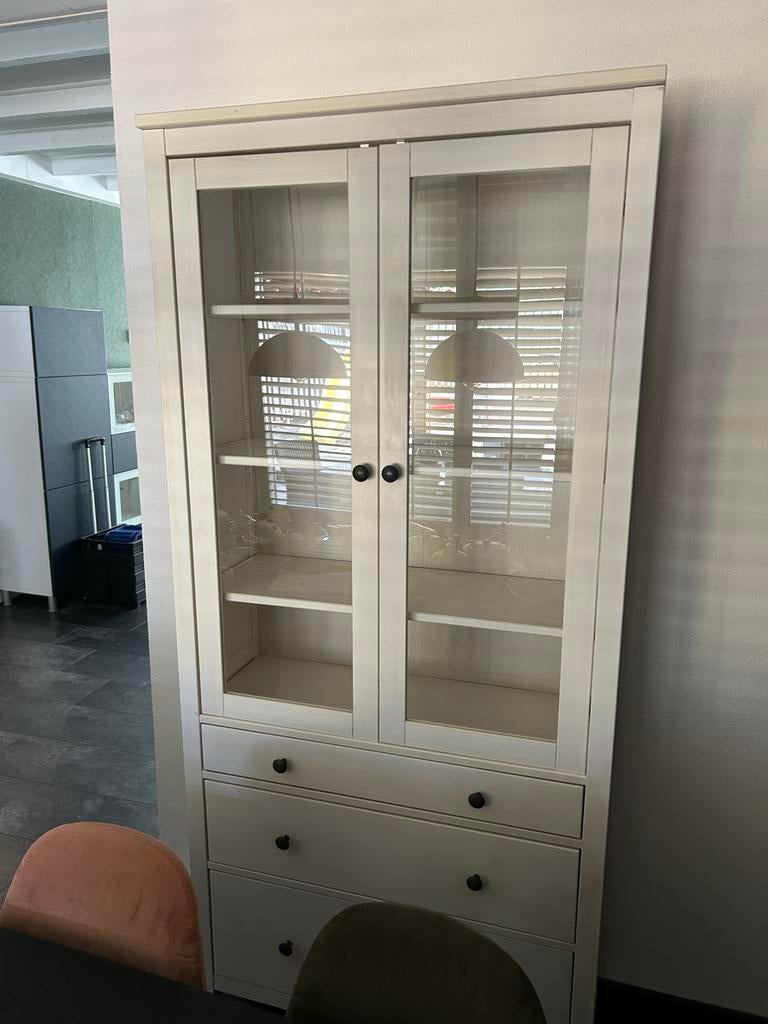 IKEA Hemnes Vitrinekast met Lades - Wit, Ophalen, Gebruikt, 50 tot 100 cm, Met lade(s)