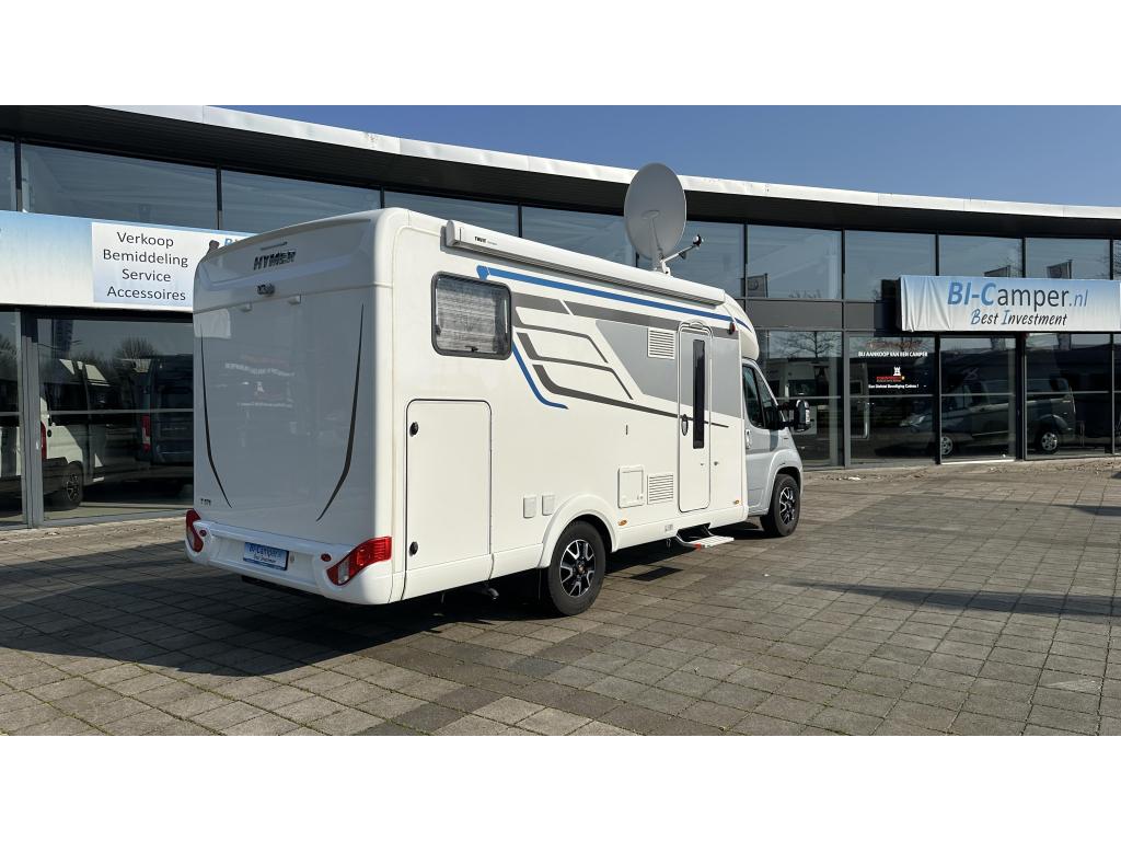 Hymer Tramp 578 GL NAVI/CAM/SAT/TV/OYSTER 85 cm, Caravans en Kamperen, Luifel, Chemisch toilet, Koelkast, Ringverwarming
