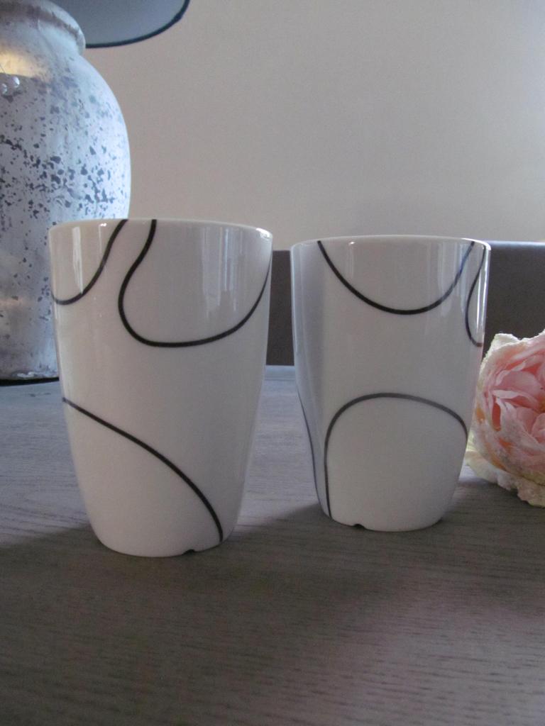 2 Menu design Vea Mokken  inh 210 ml, Huis en Inrichting, Overige typen, Ophalen of Verzenden, Zo goed als nieuw, Overige stijlen