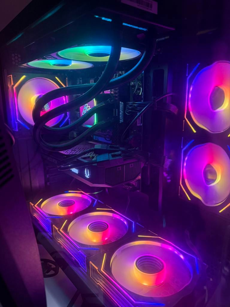 Game pc rtx 5070, Computers en Software, Desktop Pc's, Ophalen, Zo goed als nieuw, 64 GB of meer, 4 Ghz of meer