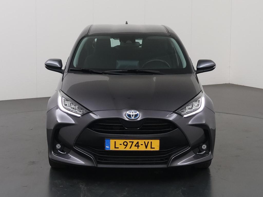 Toyota Yaris 1.5 Hybrid Dynamic | Navigatie | Parkeercamera, Gebruikt, 49 €/maand, Bedrijf, Hybride Elektrisch/Benzine