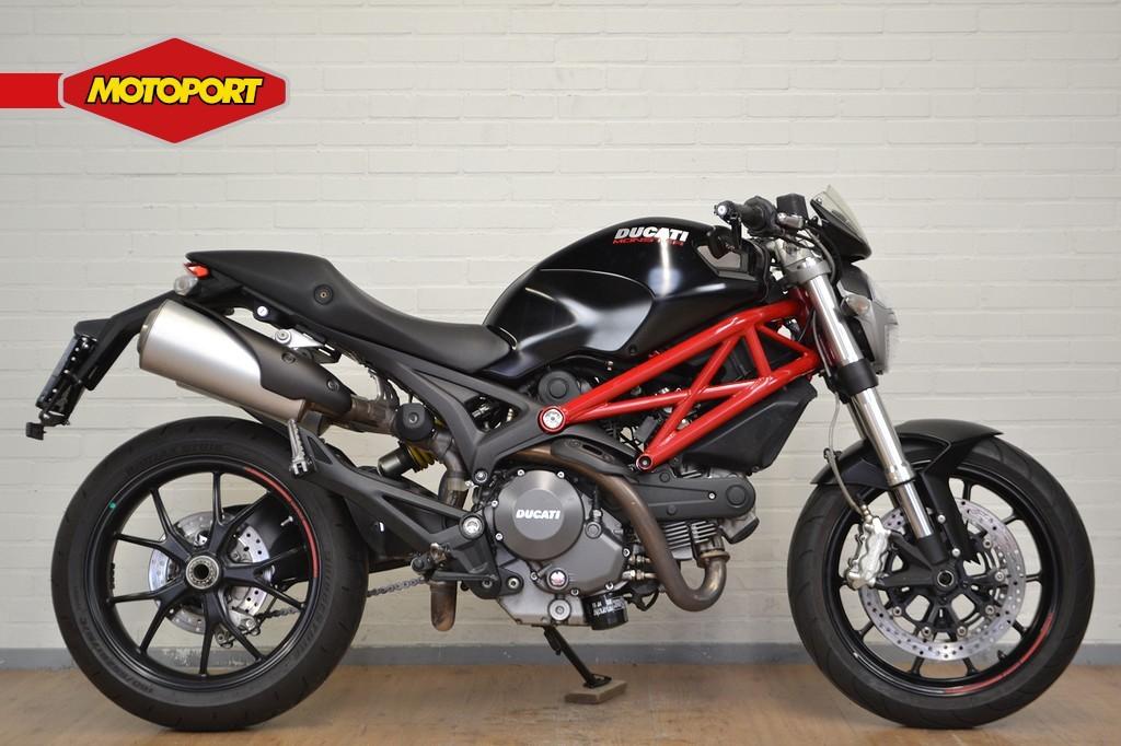 Ducati Monster 796 ABS (bj 2012), Motoren, Bedrijf, Ducati North Europe BV, Naked bike, Oranjelaan 64
2382 VE  Zoeterwoude-Rijndijk