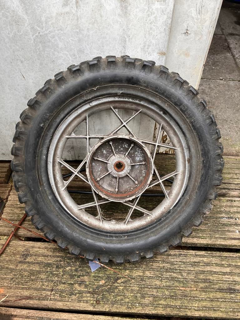 Gilera citta wiel met noppeband, Ophalen of Verzenden