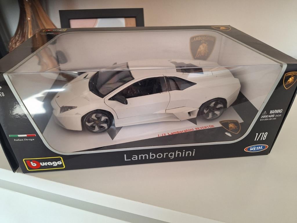 Lamborgini Reventon Bburago, Ophalen of Verzenden, Zo goed als nieuw, Auto, Bburago