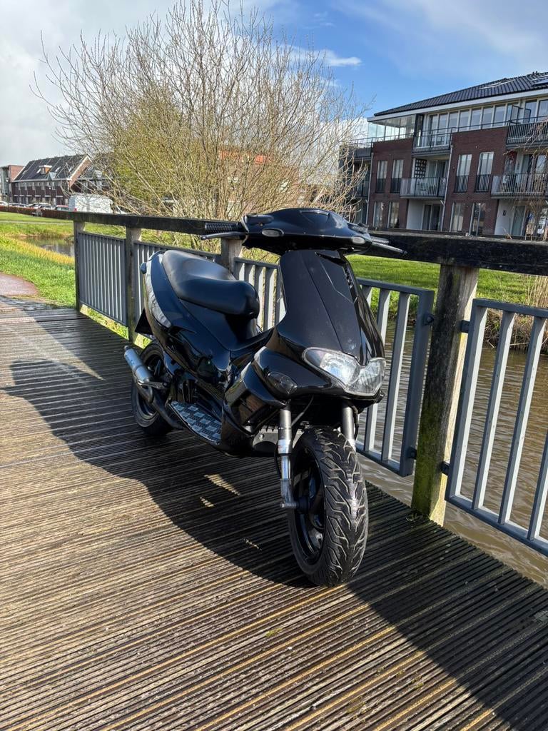 Gillera runner, Fietsen en Brommers, Ophalen, Zo goed als nieuw