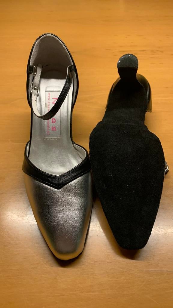 Dansschoenen maat 38, Ophalen of Verzenden, Zo goed als nieuw, Zwart, Dansschoenen