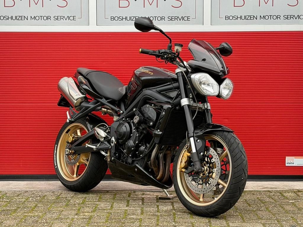TRIUMPH STREET TRIPLE R (bj 2013) - foto 2
