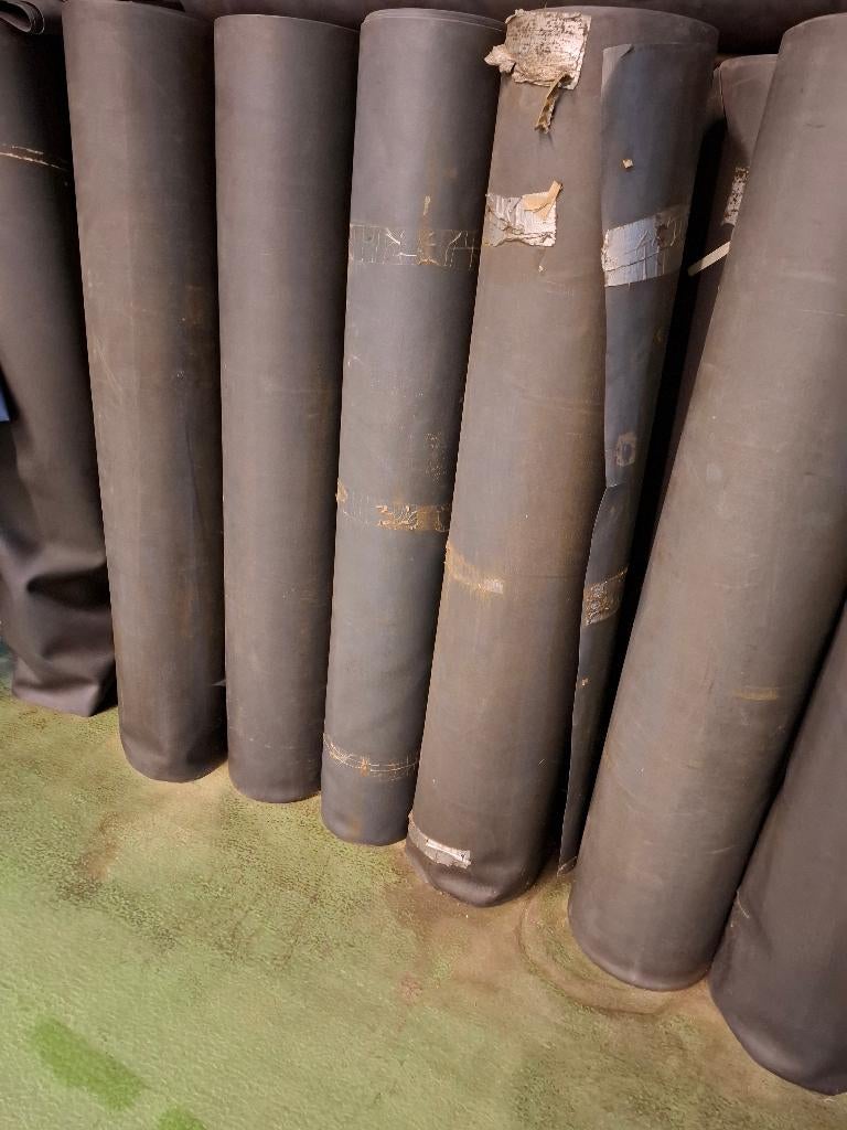 Te koop rubber matten, Tuin en Terras, Grind, Keien en Split, Ophalen, Overige materialen, Gebruikt, Zwart