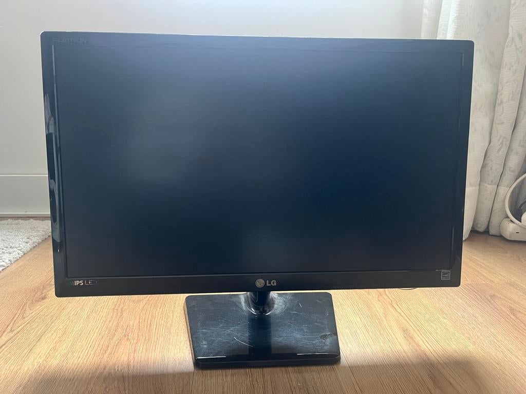 LG 23 inch monitor, Gaming, Full HD, Ophalen of Verzenden, 5 ms of meer