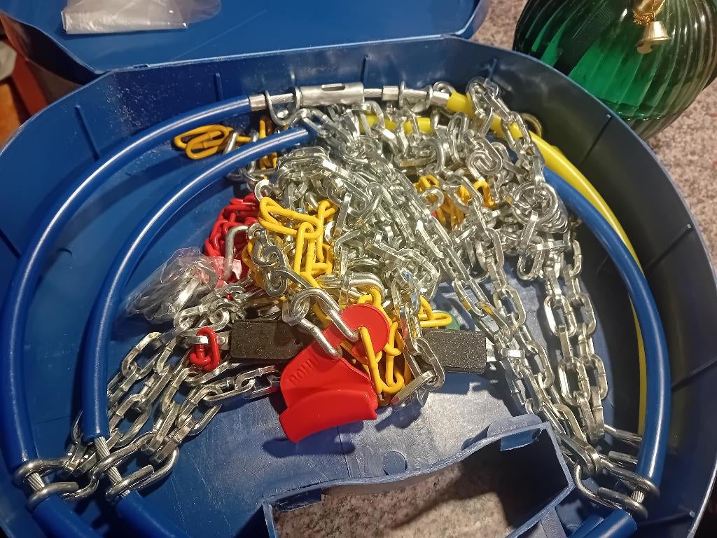 Sneeuwkettingen, Ophalen, Nieuw