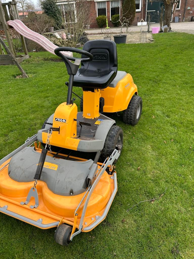 Stiga Park Compact Silent Zitmaaier 105 cm, Tuin en Terras, Ophalen, Gebruikt, Meer dan 25 cm