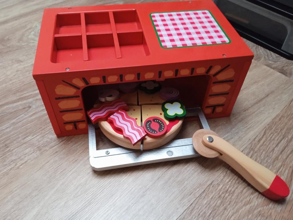 Houten Speelgoed Pizza Oven met Pizza en Snijder, Ophalen of Verzenden, Zo goed als nieuw, Hout, Speelkeuken-accessoire
