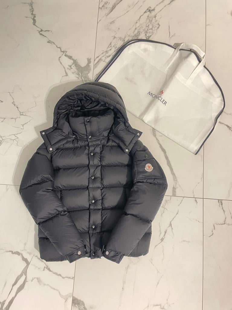 Moncler Vezere Donsjas – Maat 1 (S), Ophalen of Verzenden, Nieuw, Zwart, Moncler