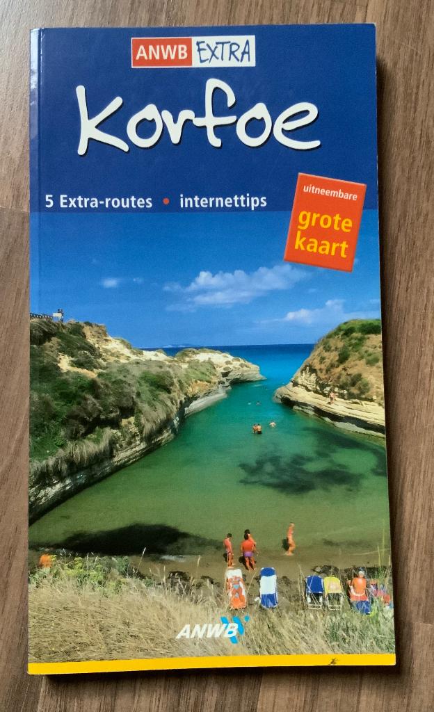 ANWB Extra Reisgids Korfoe, Griekenland, Nikos Varelas, Europa, Ophalen of Verzenden, Zo goed als nieuw