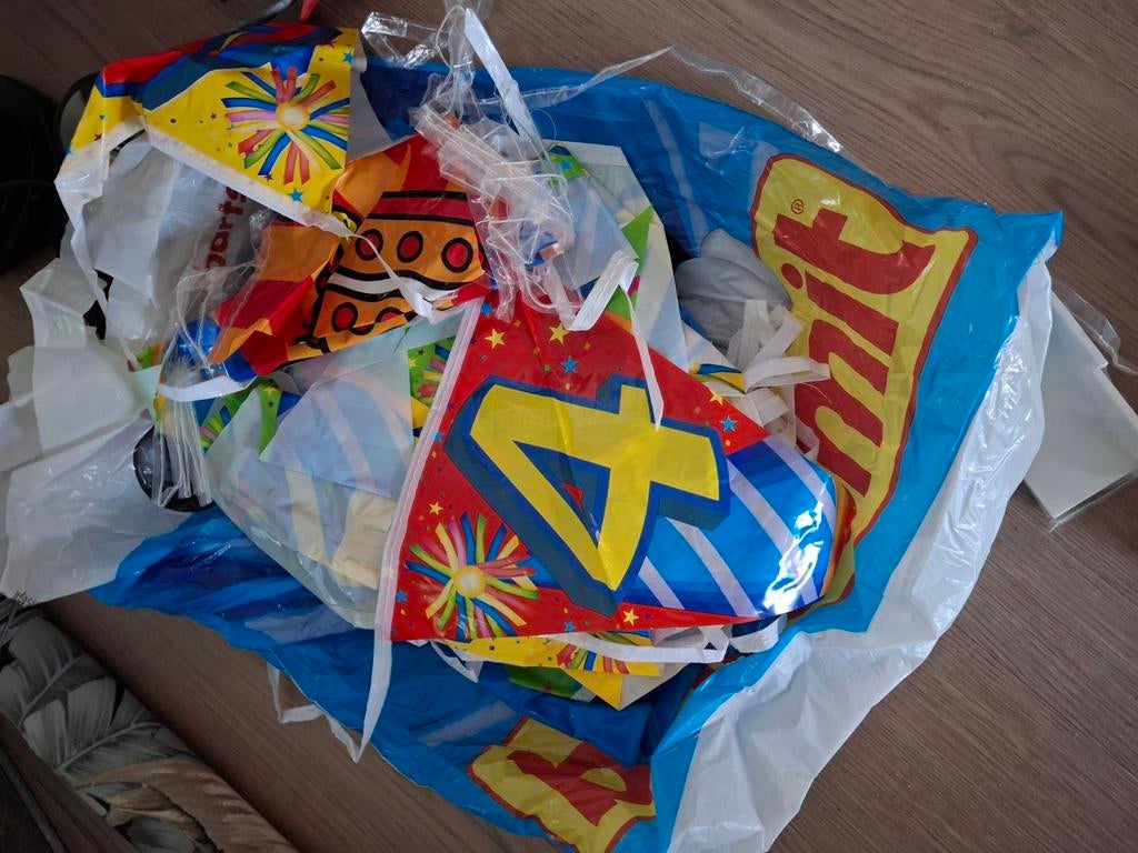 Slinger en opblaascijfer 4 jaar, Ophalen, Gebruikt, Versiering, Verjaardag