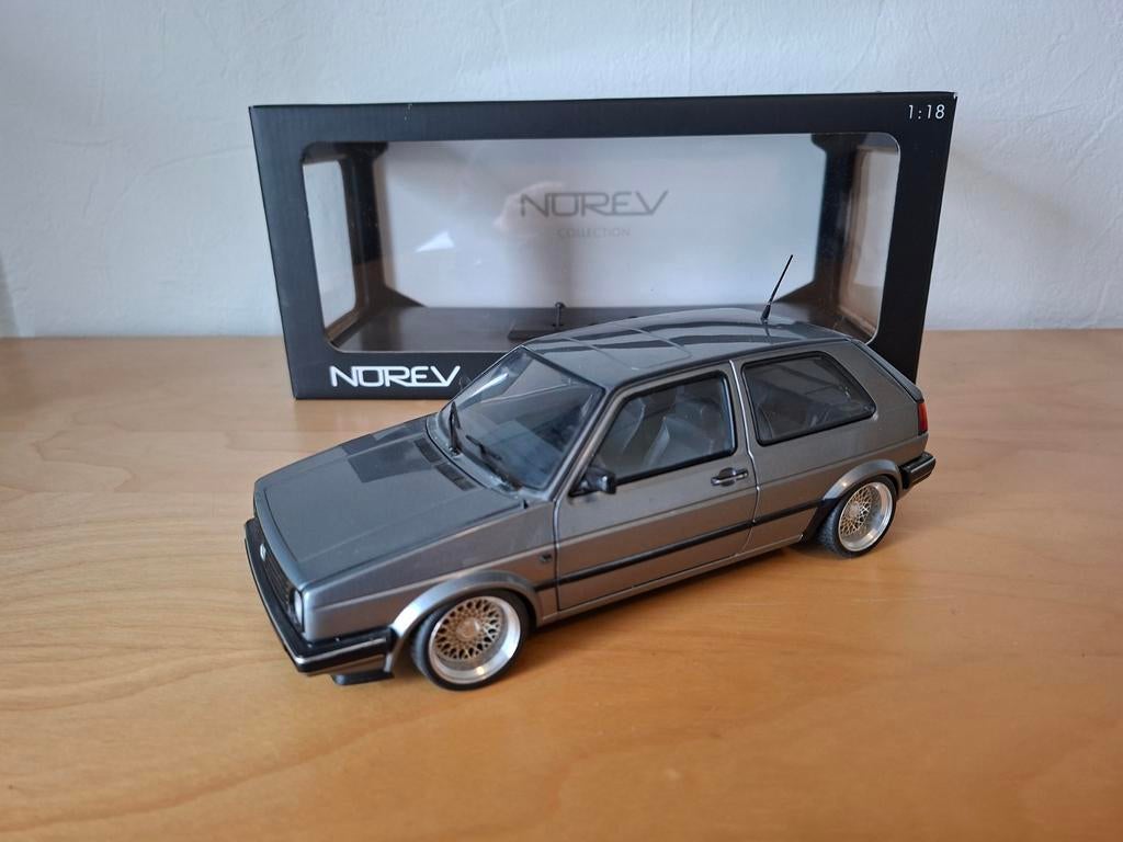 VW Golf Norev 1:18, Ophalen of Verzenden, Zo goed als nieuw, Auto, Norev