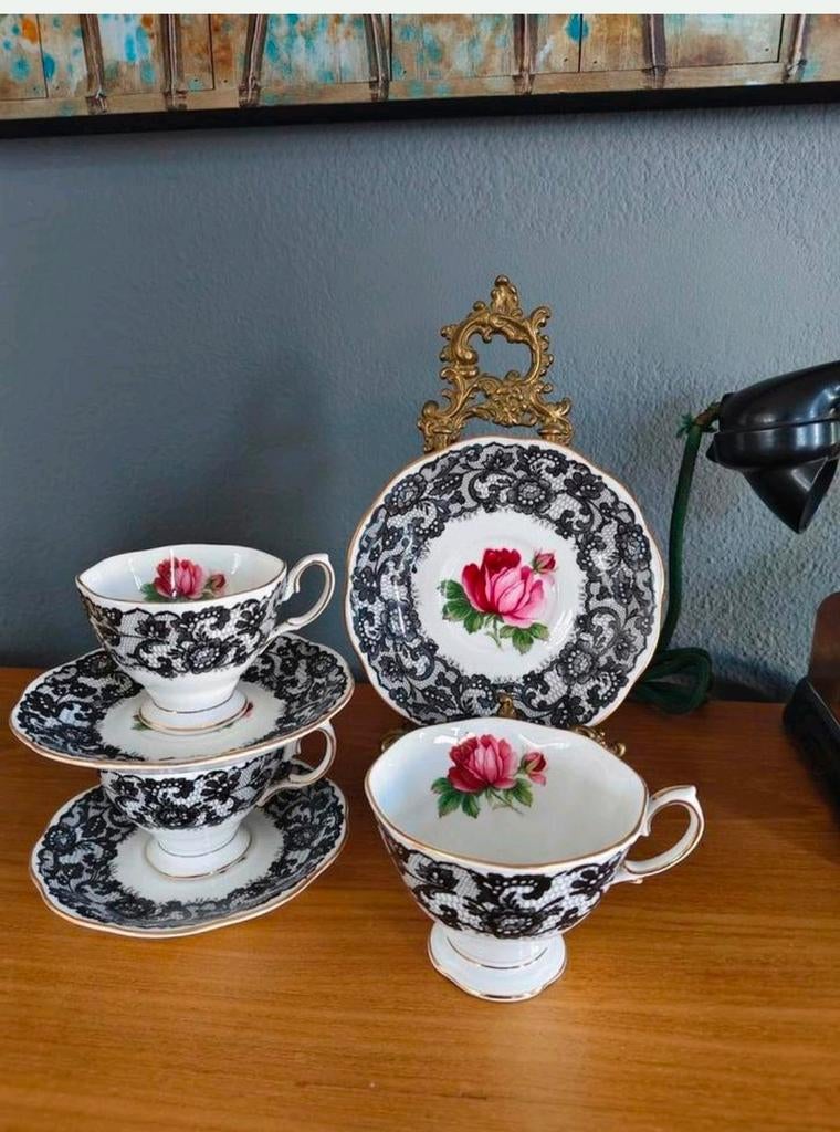 Royal Albert señorita, Ophalen of Verzenden