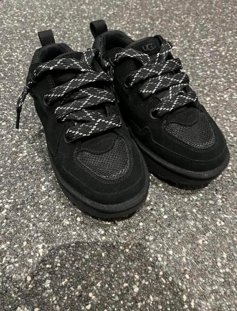 Uggs zwart 39 echte!!, Ophalen of Verzenden, Zo goed als nieuw, Zwart