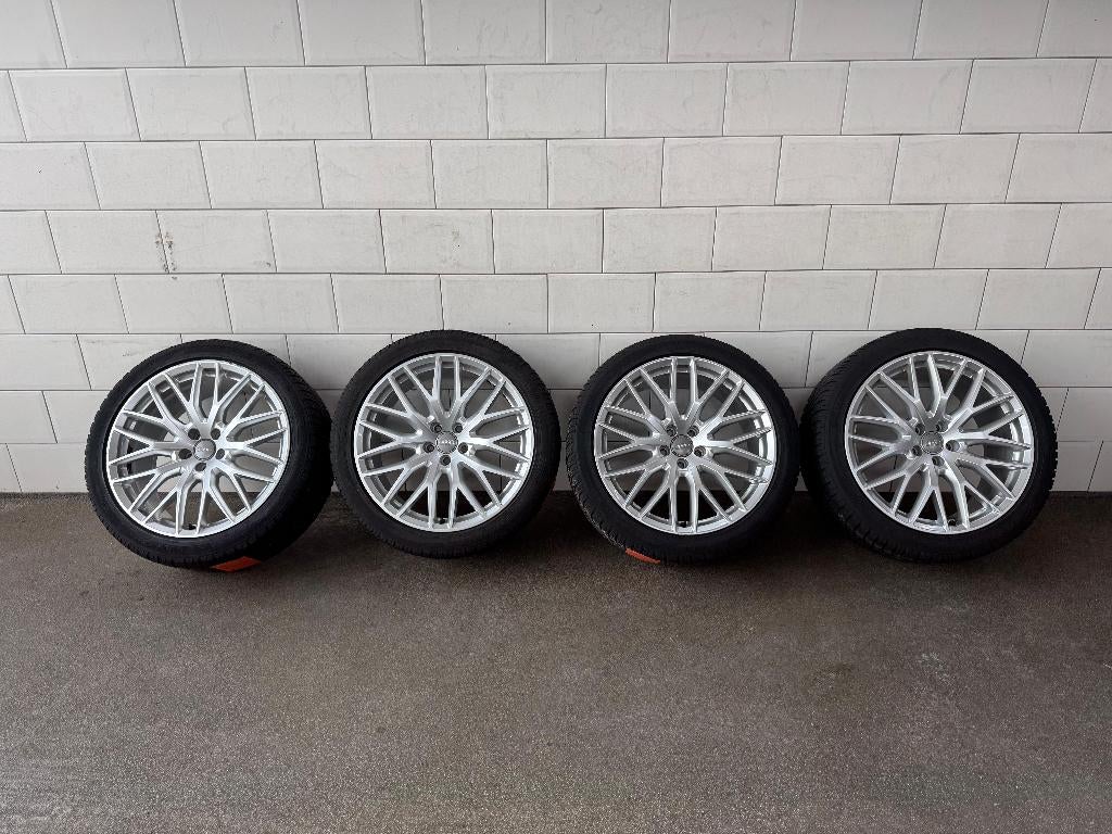Audi OEM A8 20 inch winterset️❄️, Ophalen, Gebruikt, 265 mm, Banden en Velgen
