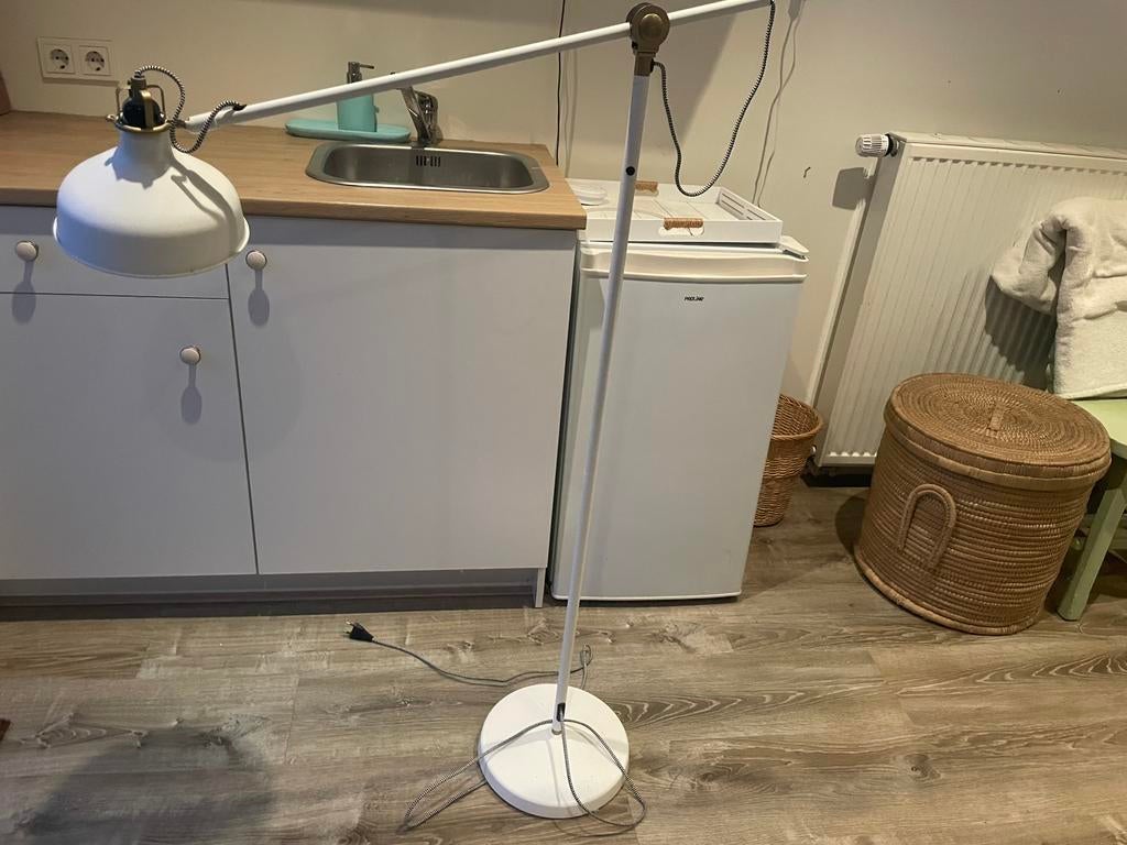 Leuke ikea lamp messing details, Ophalen, Zo goed als nieuw, Minder dan 100 cm